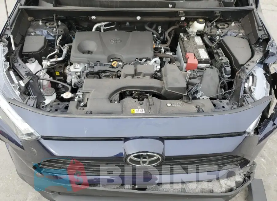 2T3A1RFV8RW417111 Photo# 12