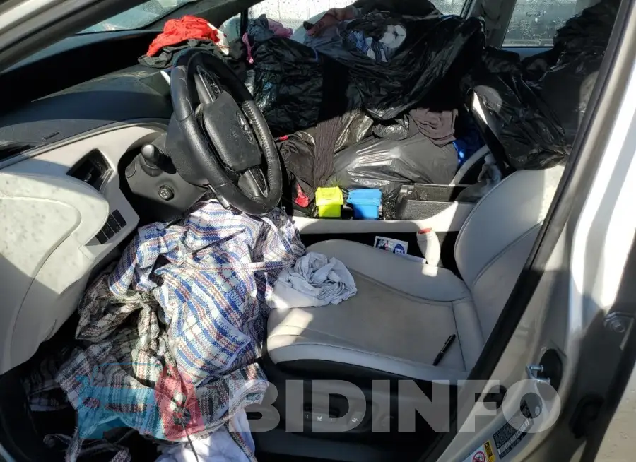 JTDBVRBD2HA002143 Photo# 7