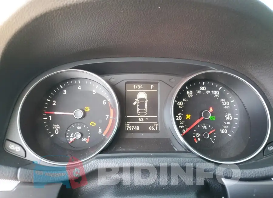 1VWDT7A38HC029277 Photo# 9