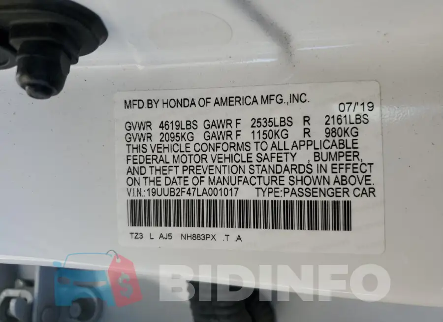 19UUB2F47LA001017 Photo# 13