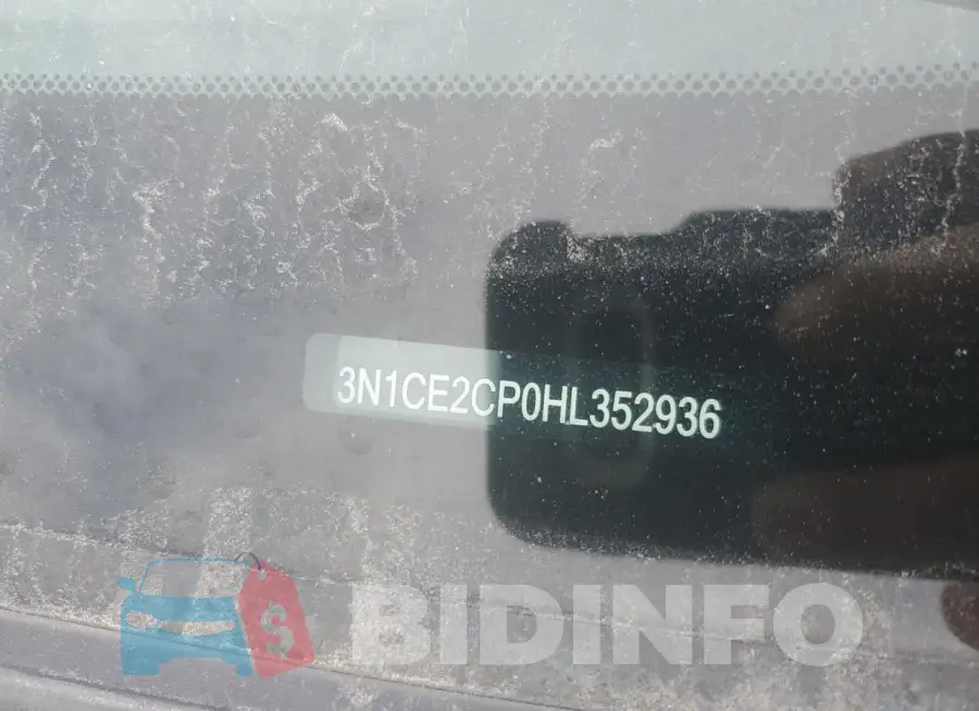 3N1CE2CP0HL352936 Photo# 12