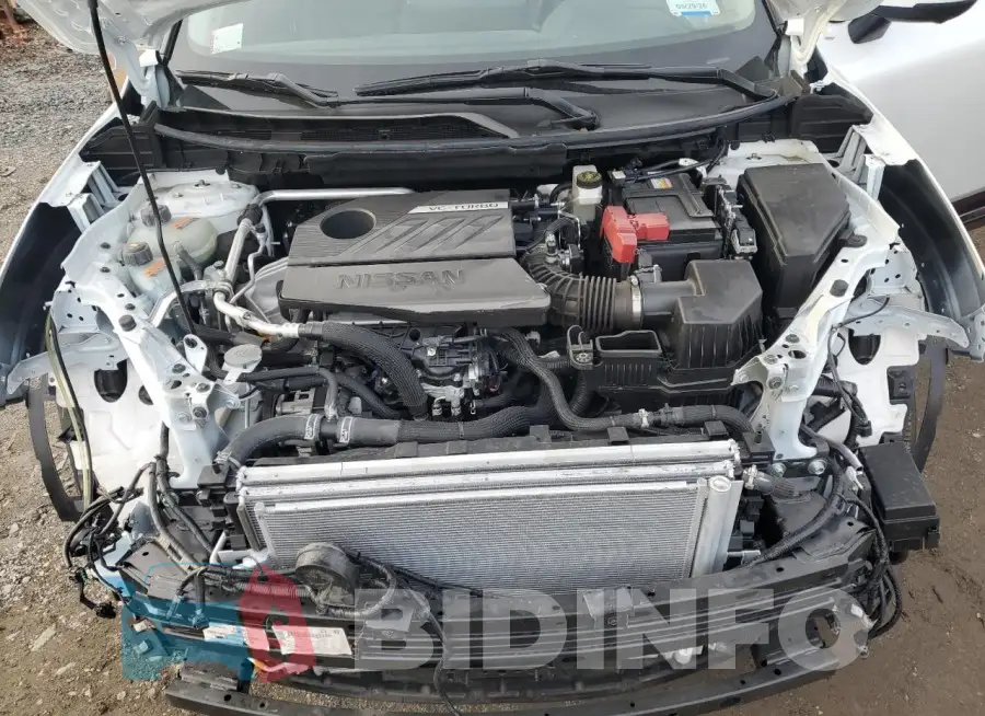 JN8BT3DD1RW451015 Photo# 12