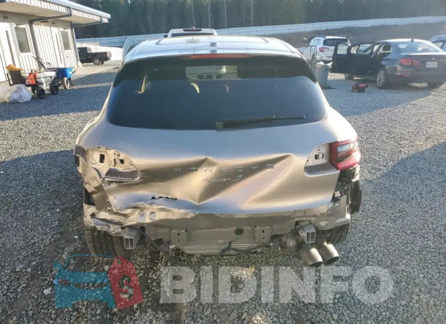WP1AB2A50GLB54784 Photo# 6