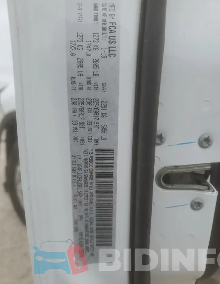 1C4PJLCB4JD611542 Photo# 13