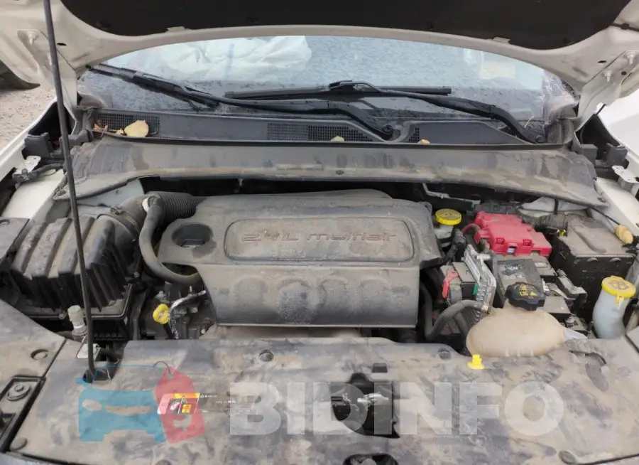 3C4NJDCB8MT602015 Photo# 11