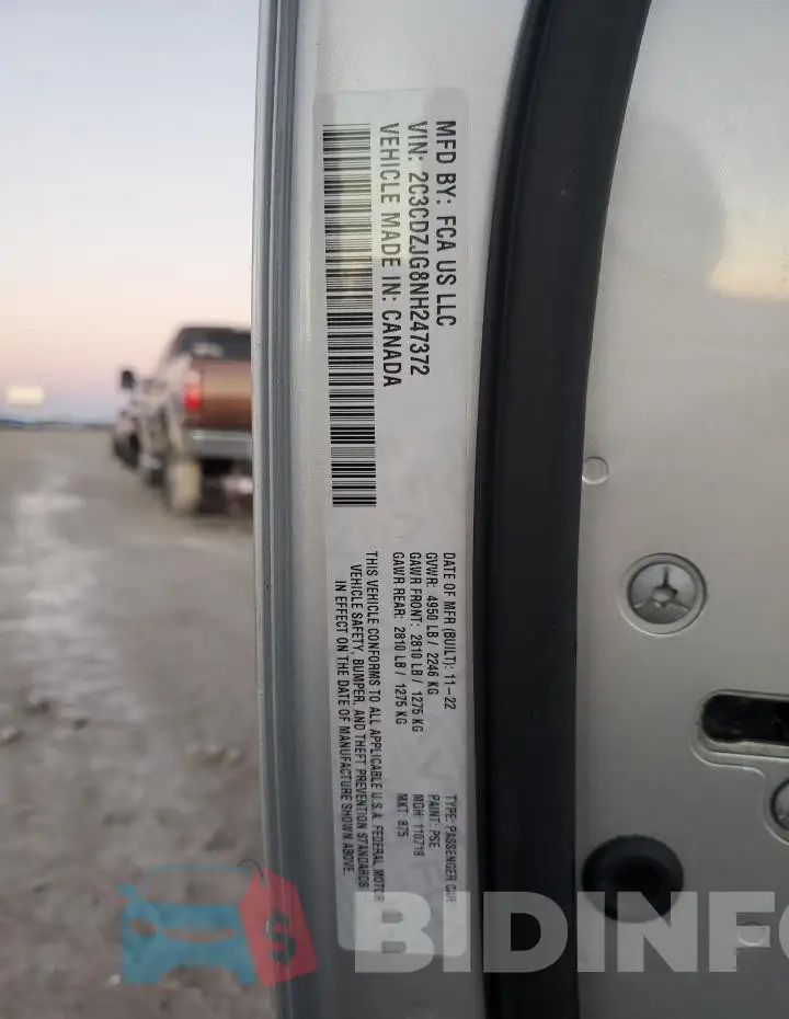 2C3CDZJG8NH247372 Photo# 13