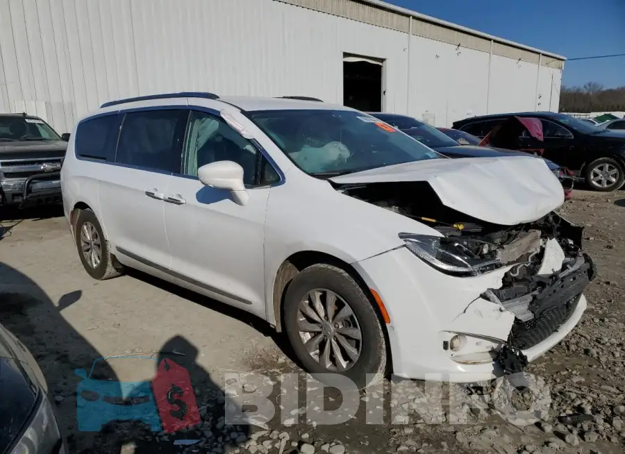 2C4RC1BG6KR652127 Photo# 4