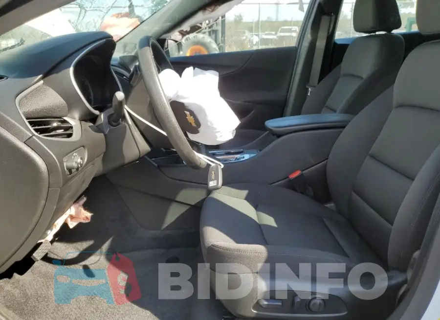 1G1ZD5ST0RF141072 Photo# 7