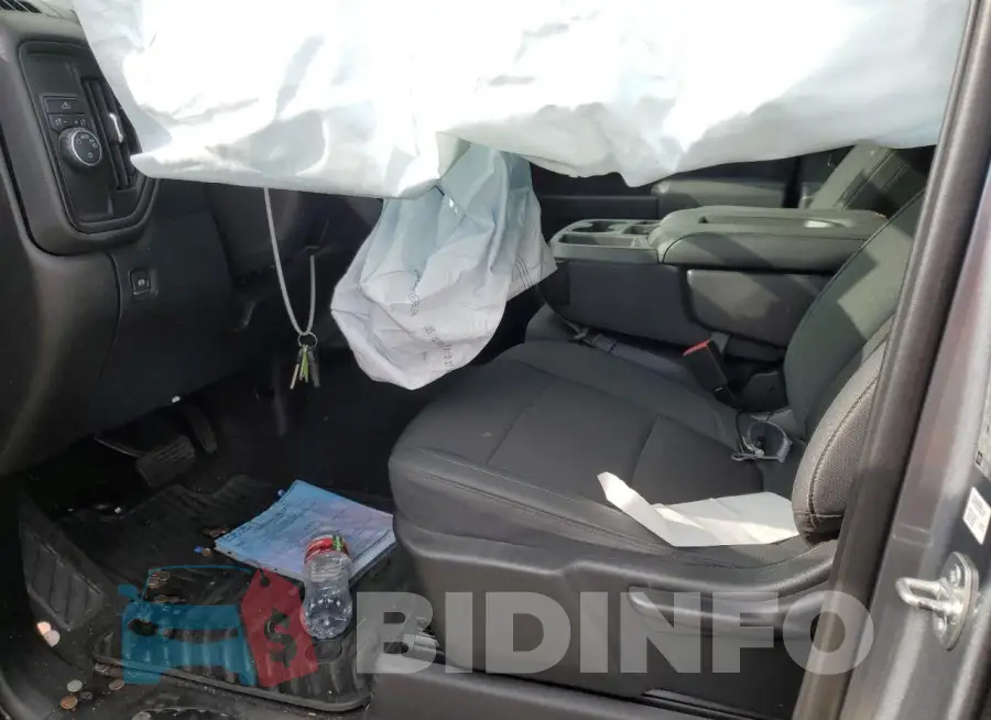 1GCPWBEH3KZ417151 Photo# 7