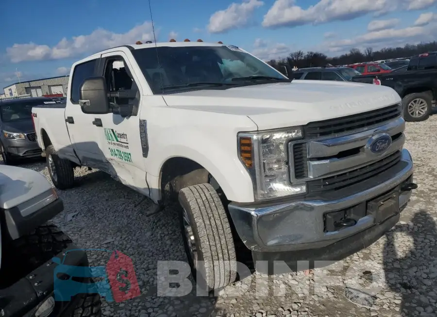 1FT7W2B69JEC75803 Photo# 4