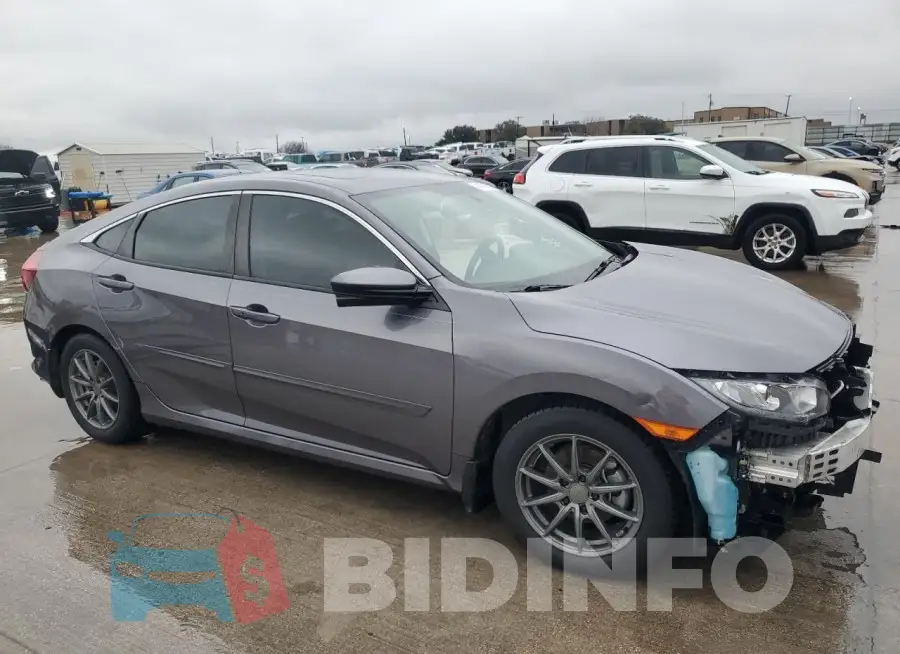 19XFC2F74JE014591 Photo# 4