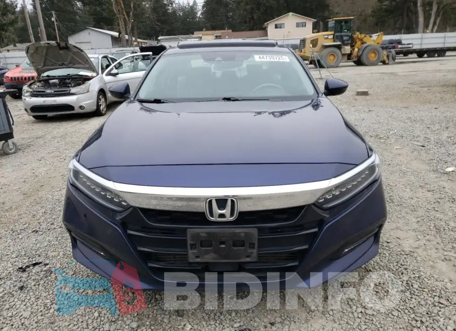 1HGCV2F95KA028164 Photo# 5