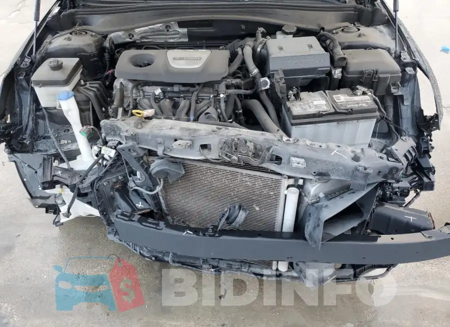 5XXGT4L17JG225839 Photo# 11