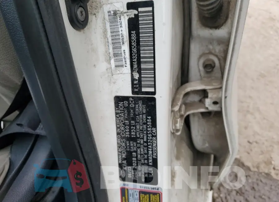 KNADM4A32G6585884 Photo# 12