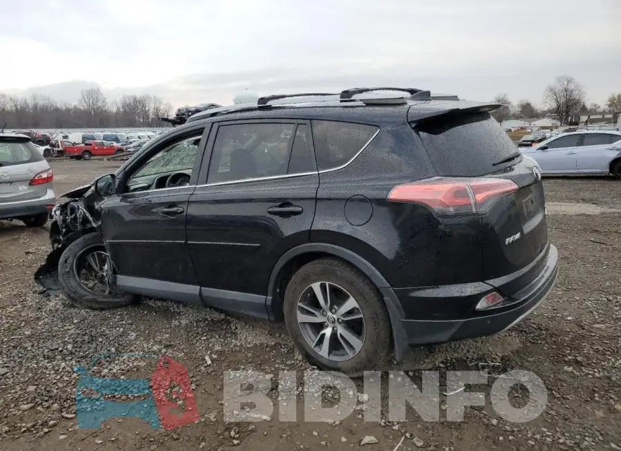 2T3RFREV8HW596397 Photo# 2