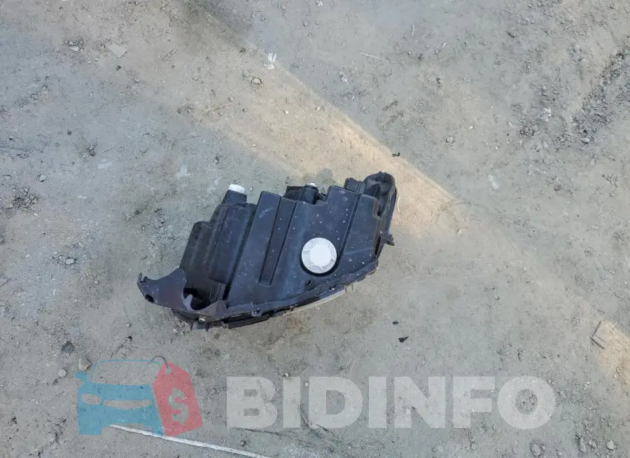 3TMCZ5AN4MM371496 Photo# 12