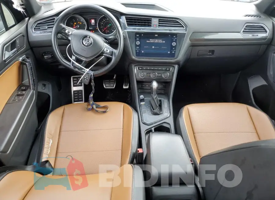 3VV3B7AX9JM198833 Photo# 8