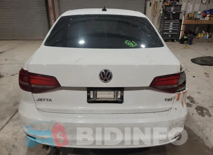 3VW167AJ0GM285581 Photo# 6
