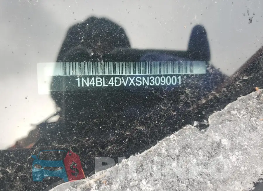 1N4BL4DVXSN309001 Photo# 12