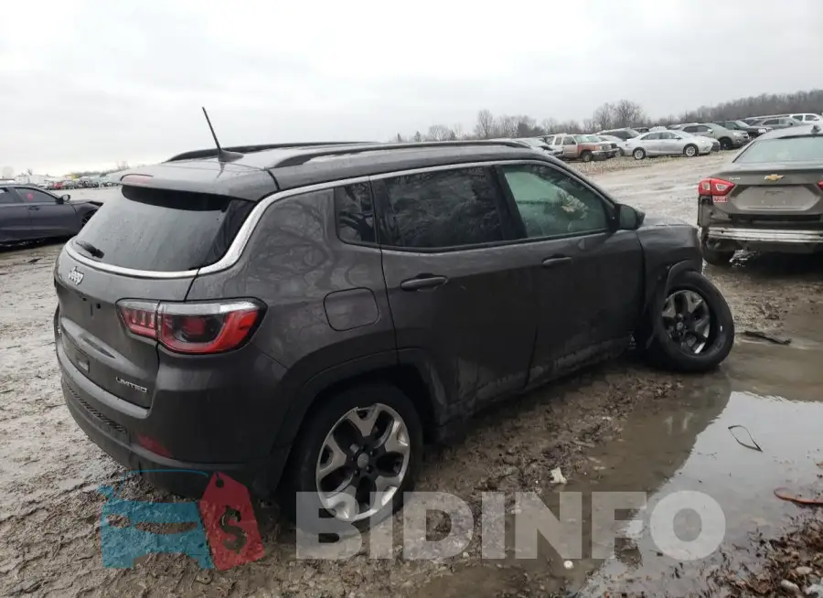 3C4NJDCB3LT148030 Photo# 3