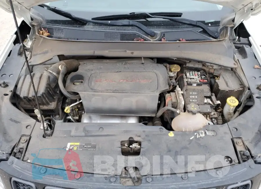 3C4NJDDB4LT111342 Photo# 12