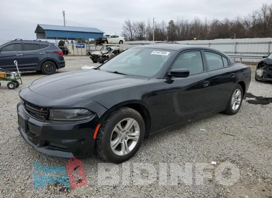 2C3CDXBG2NH129272 Photo# 1