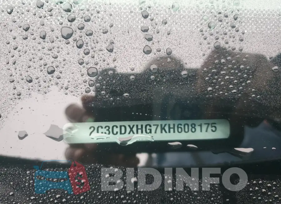 2C3CDXHG7KH608175 Photo# 12