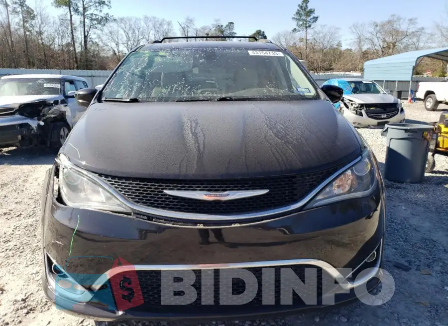 2C4RC1EG9HR758902 Photo# 5