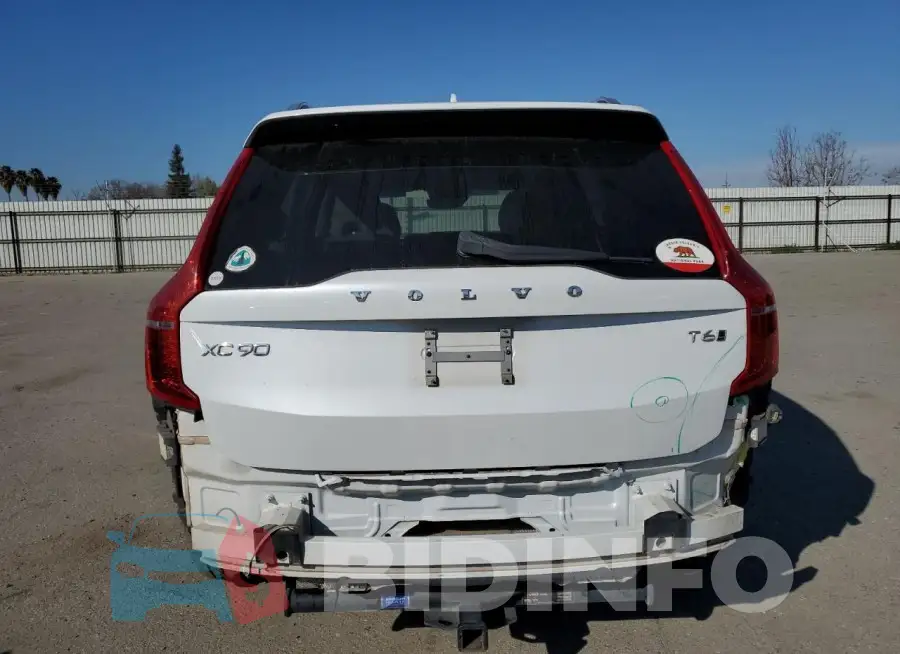 YV4A22PK2G1083403 Photo# 6