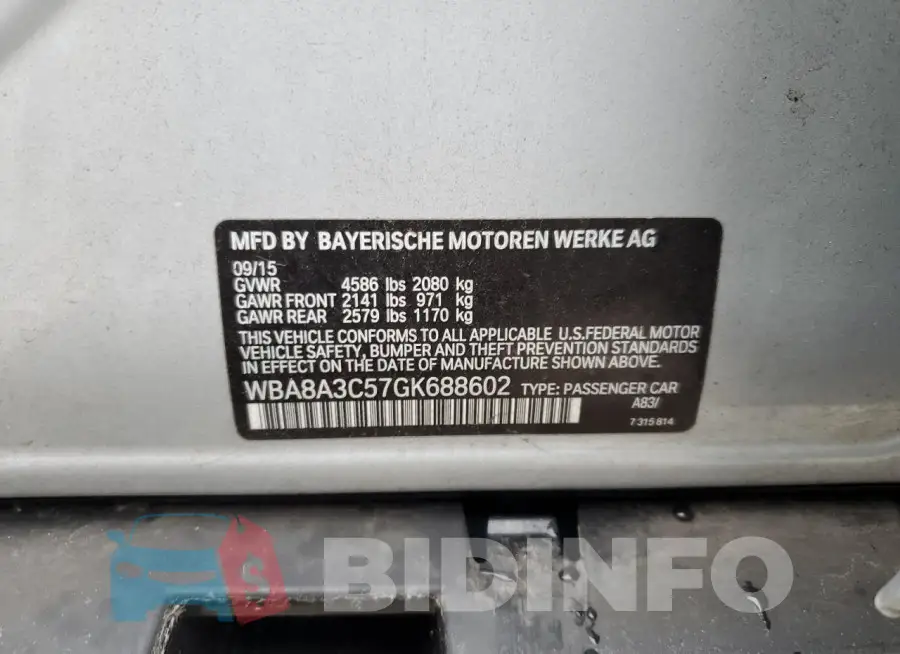 WBA8A3C57GK688602 Photo# 13