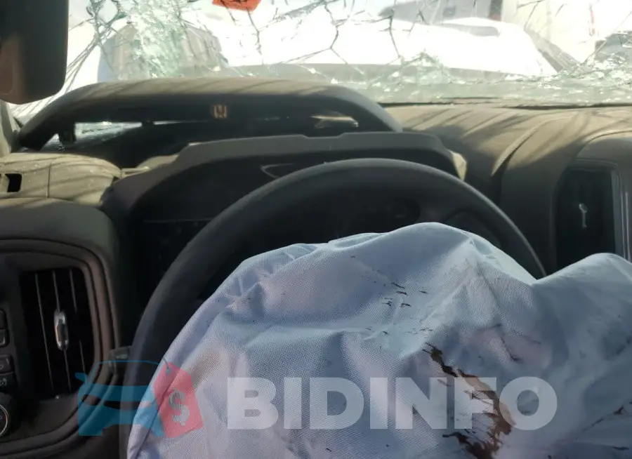 1GC1YME7XRF349607 Photo# 9