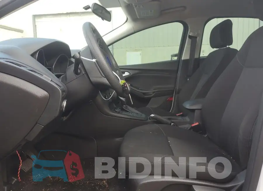 1FADP3FE8HL308504 Photo# 7
