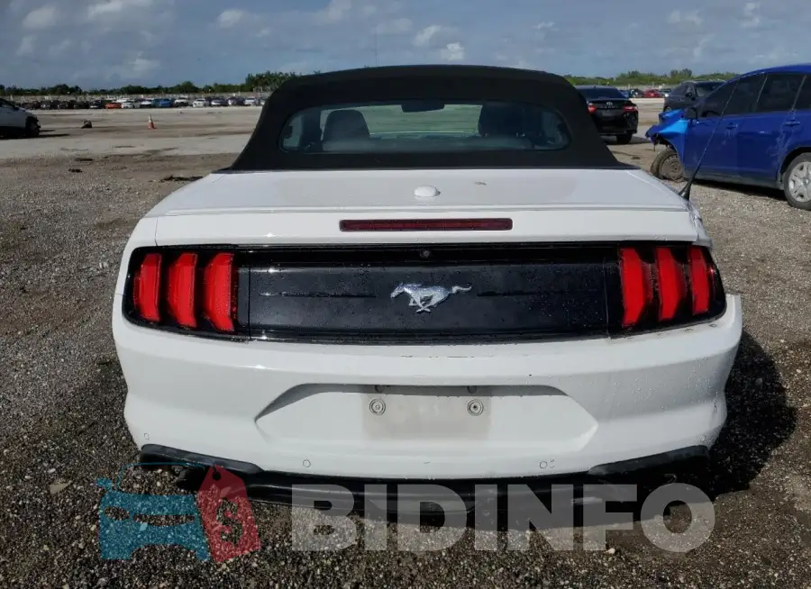 1FATP8UH9M5105898 Photo# 6
