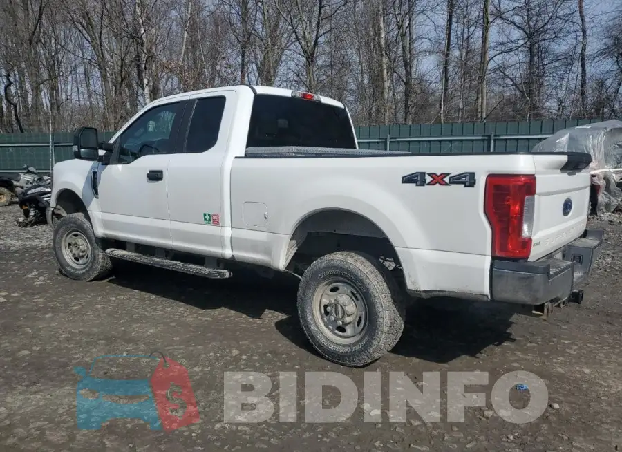 1FT7X2B69KEF94875 Photo# 2