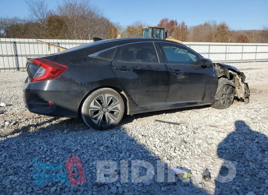 19XFC1F36GE038388 Photo# 3