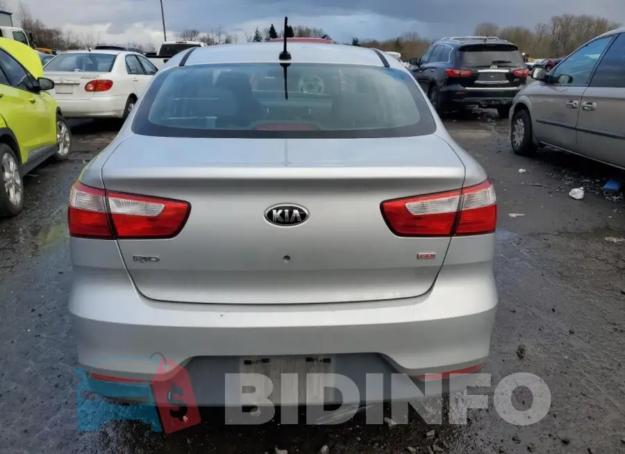 KNADM4A37G6670235 Photo# 6
