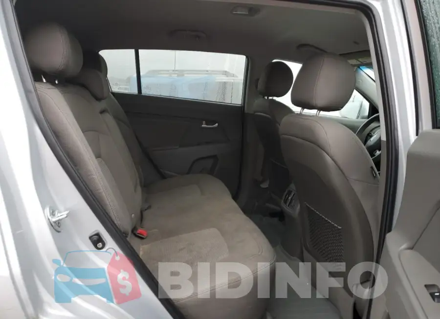 KNDPB3AC4G7846555 Photo# 11