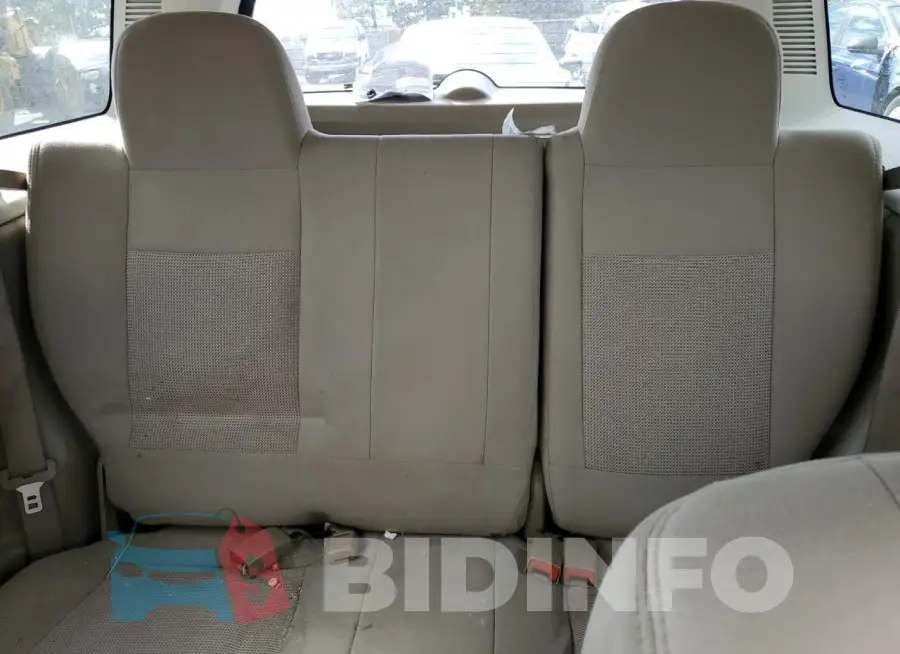 1C4NJPBB2GD800098 Photo# 10