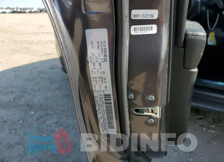 1C4PJLDB5KD184050 Photo# 12
