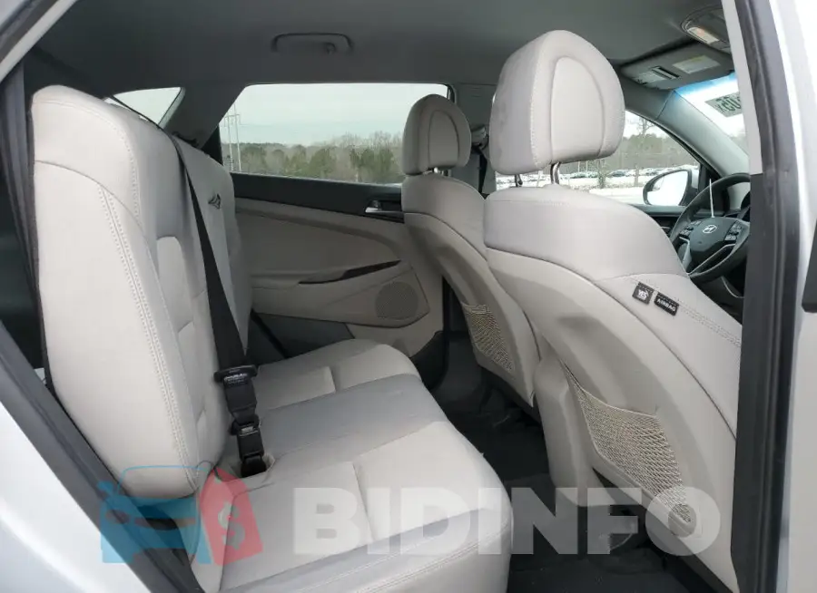 KM8J23A47HU412675 Photo# 11