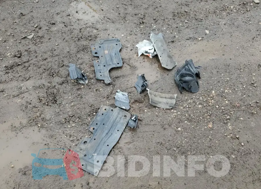 ML32F3FJXKHF04087 Photo# 12