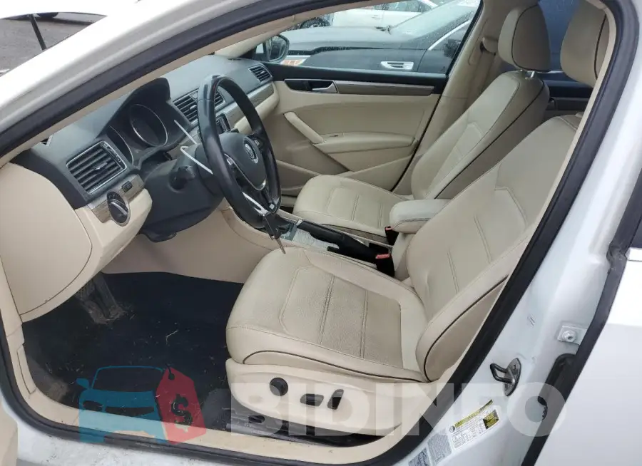 1VWBT7A37HC020741 Photo# 7