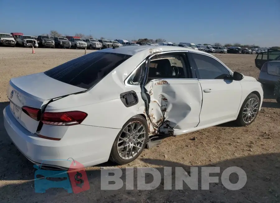 1VWSA7A32LC017972 Photo# 3