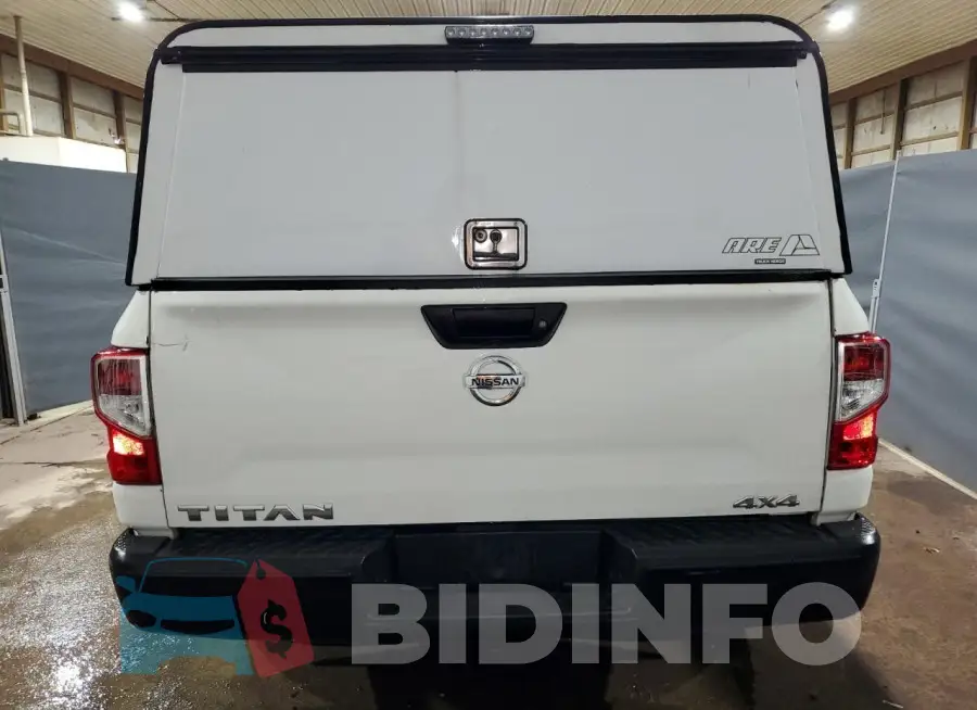 1N6AA1R88JN506113 Photo# 6