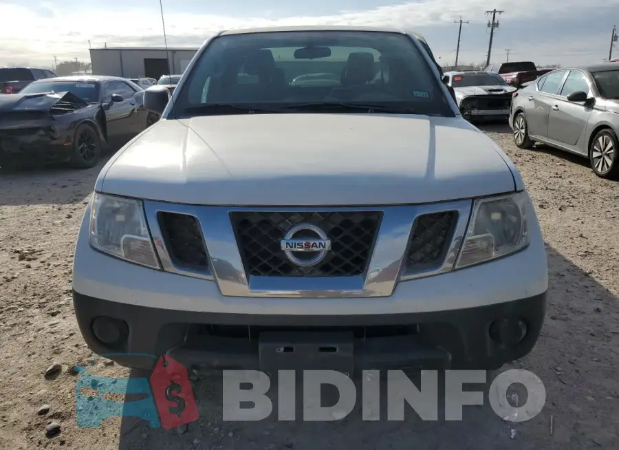 1N6BD0CT9HN759938 Photo# 5