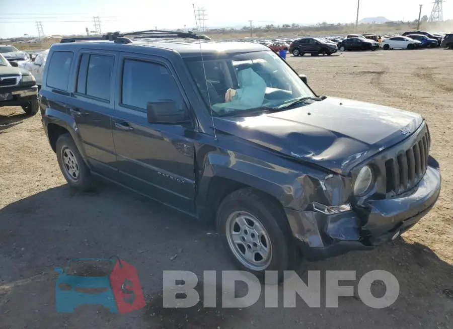 1C4NJPBB4GD659776 Photo# 4