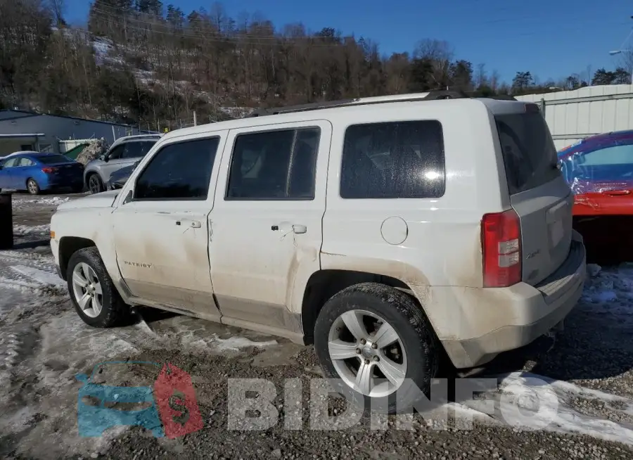 1C4NJRFB2HD205694 Photo# 2