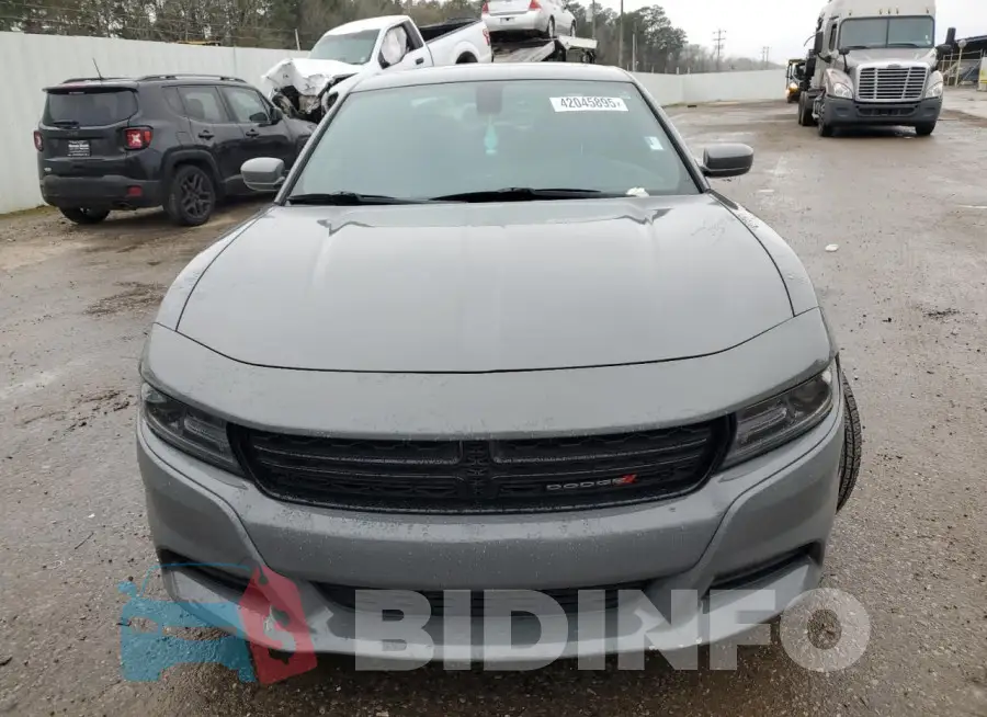 2C3CDXBG3KH724868 Photo# 5