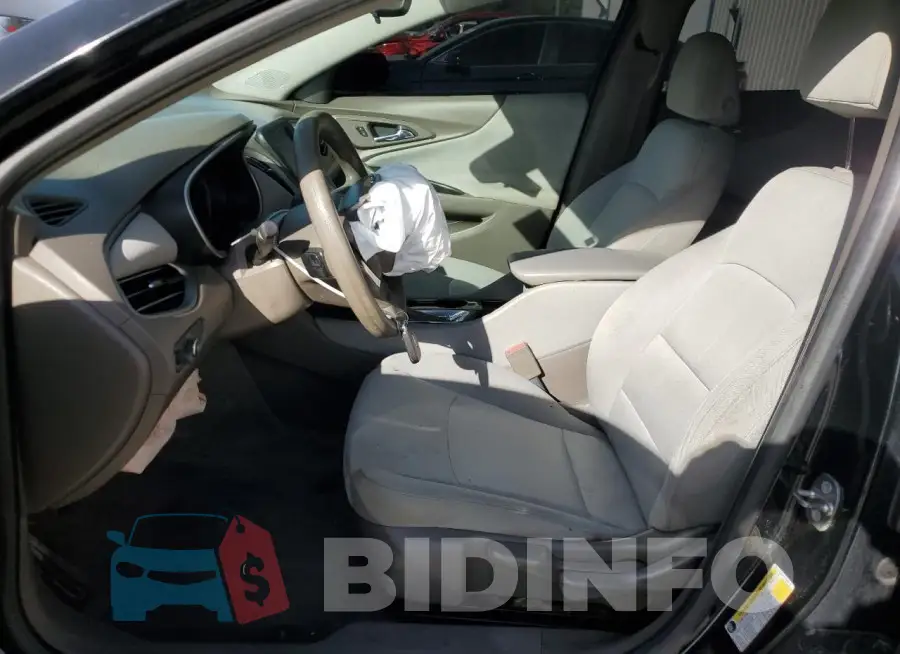 1G1ZB5ST6HF286119 Photo# 7