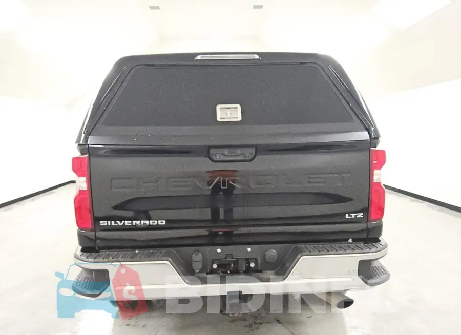 1GC4YPE76LF150690 Photo# 6